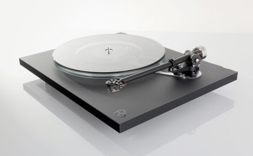 REGA PLANAR 6 TURNTABLE