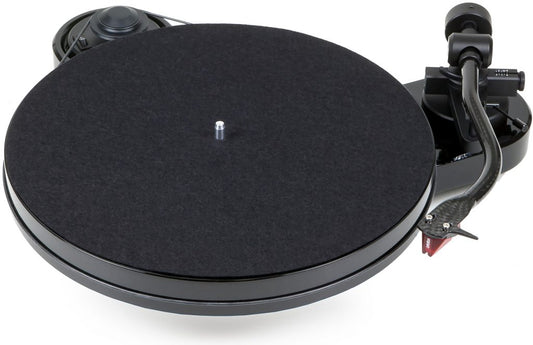 PRO-JECT RPM 1 CARBON TURNTABLE WITH ORTOFON 2M RED CARTRIDGE