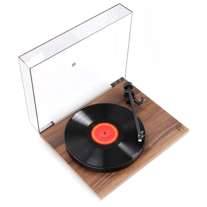 REGA PLANAR 1 PLUS TURNTABLE