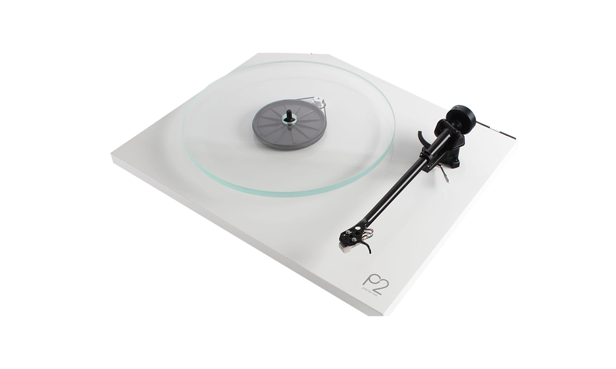 REGA PLANAR 2 TURNTABLE