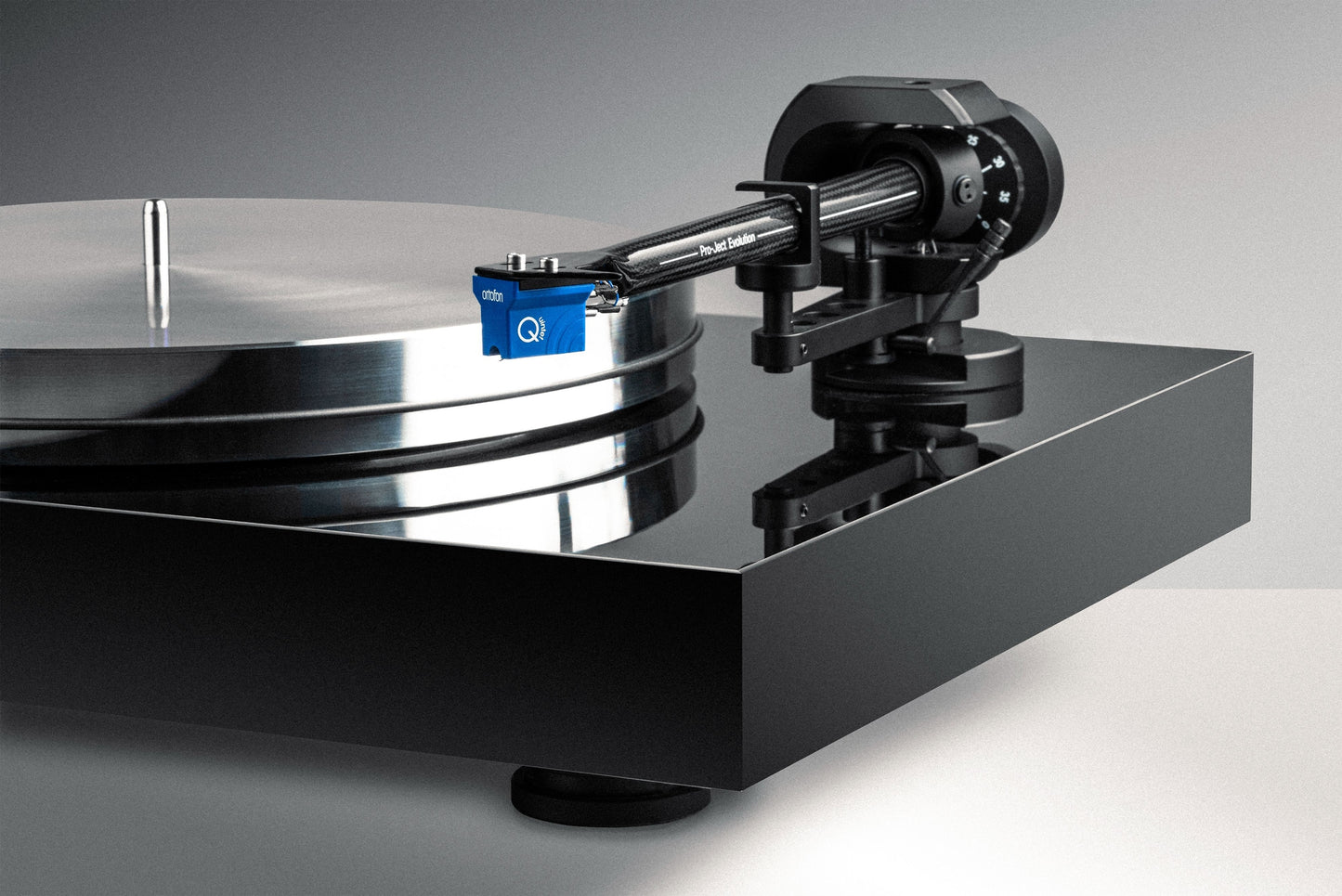 PRO-JECT X8 HIGH-END TURNTABLE WITH QUINTET BLACK S CARTRIDGE