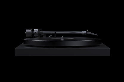 PRO-JECT DEBUT PRO S BALANCED TURNTABLE WITH PICK IT S2 C CARTRIDGE