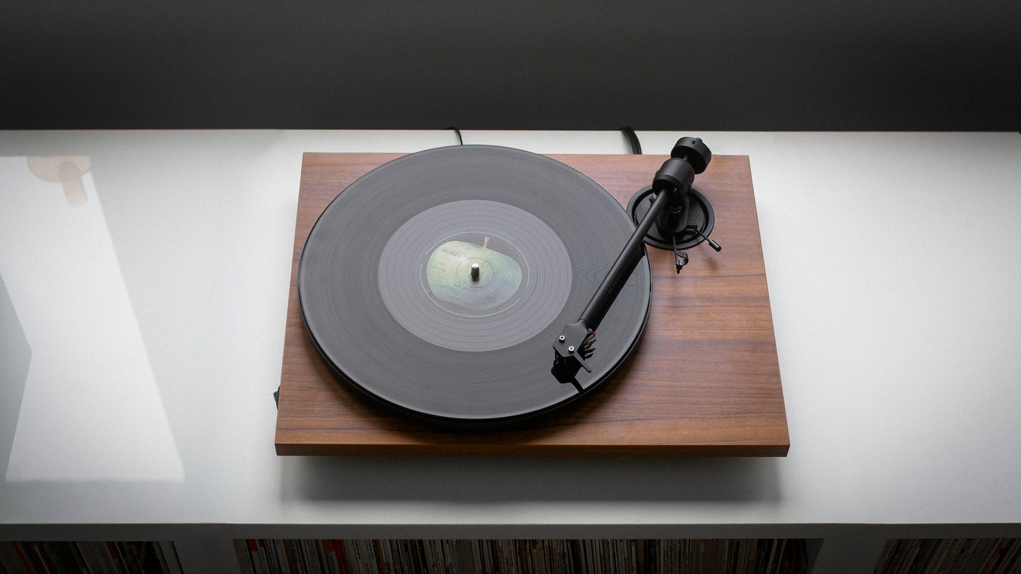 PRO-JECT E1.2 TURNTABLE WITH PICK IT MM E CARTRIDGE