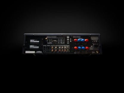 NAD C 399 HYBRID DIGITAL DAC INTEGRATED AMPLIFIER